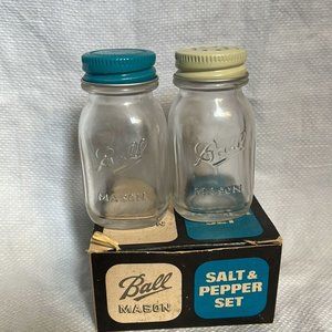 Ball Mason Jar Salt and Pepper Set in Original Box 1980s